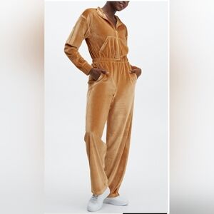 Fabletic Velvet Jumpsuit in Ligh Honey Velour Zip-Up Wide Leg Onesie Sz XXL